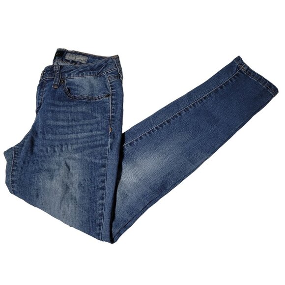 Aeropostale Jegging Jeans Womens Size 4 Short Low Rise Medium Wash Denim Pants - Picture 1 of 6